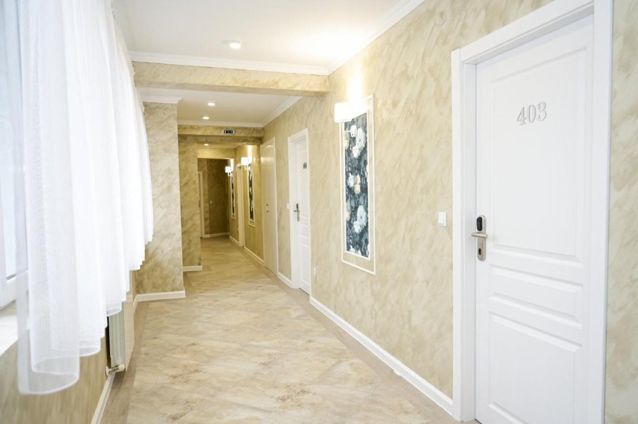 Hotel Роял Шумен Exteriér fotografie